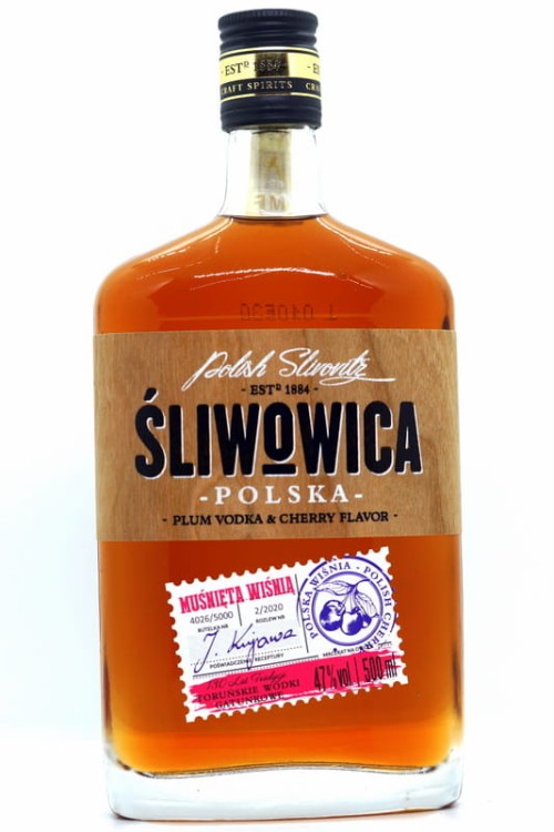 Śliwowica Polska Muśnięta Wiśnia.jpg