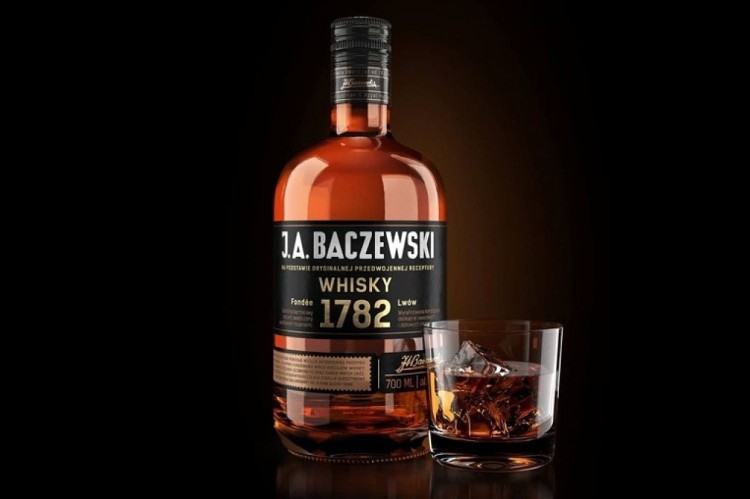 baczewski whisky 2.jpg