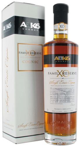 ABK6-XO-Family-Reserve-Single-Estate-Cognac-w-opakowaniu-266_3.png
