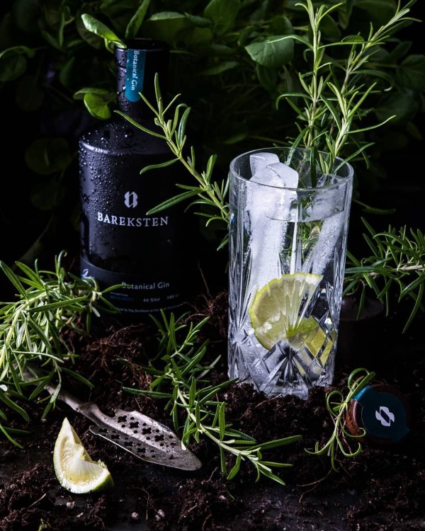 Bareksten Botanical Gin5.jpg