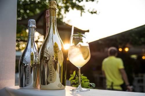 bottega-gold-prosecco2.jpg
