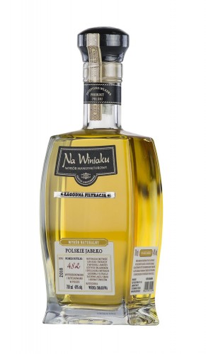 na winiaku jabłko.jpg